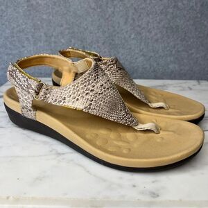 Megnya Women’s Flexible Sandals Memory Foam Snake Print Tan New size 6